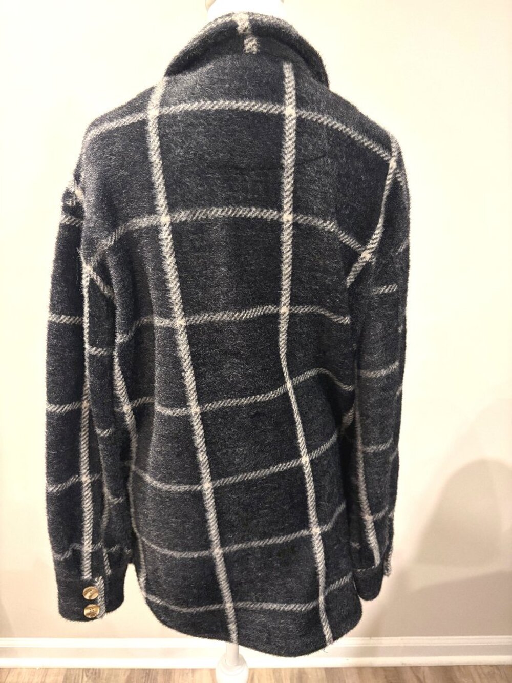 Z Supply‎ Cottagecore Coastal  Grandma Black Plaid Fuzzy Eyelash Jacket XS - Picture 2 of 3